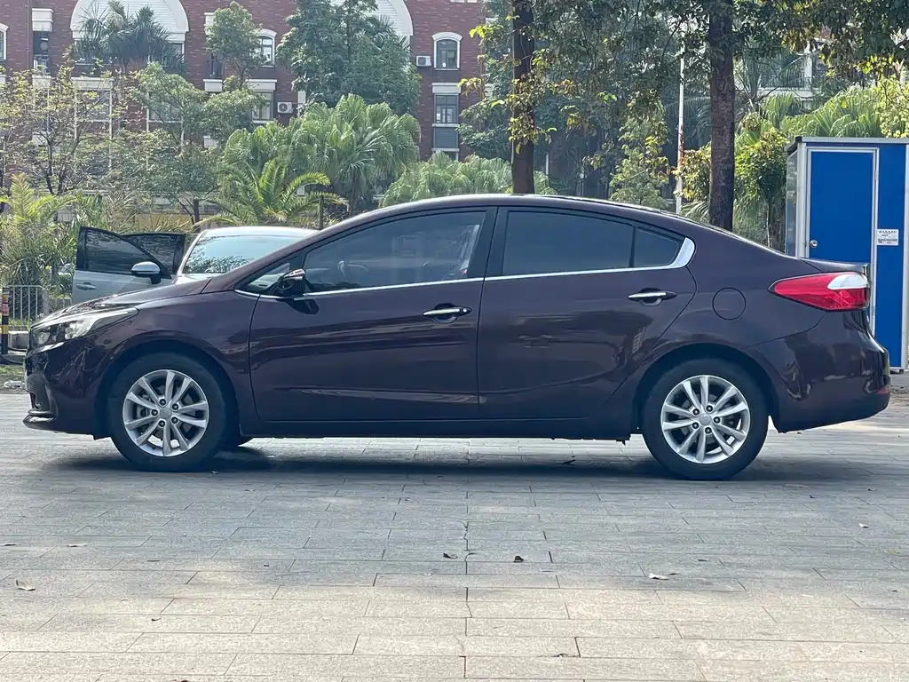Kia K3 2016 1.6L Automatic GLS