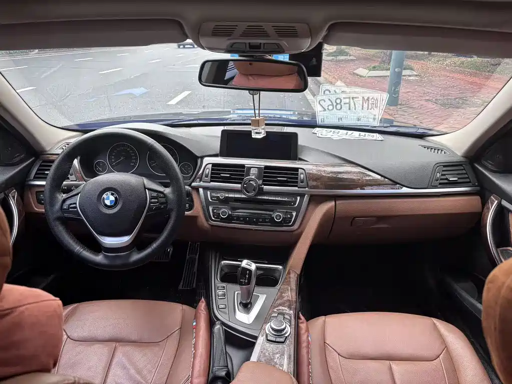 BMW 3 Series 2013 Facelift 320Li Luxury Design Package