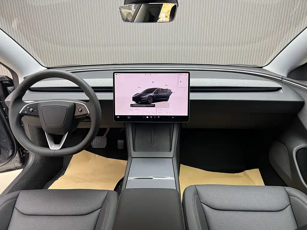 Tesla Model 3 2025 RWD