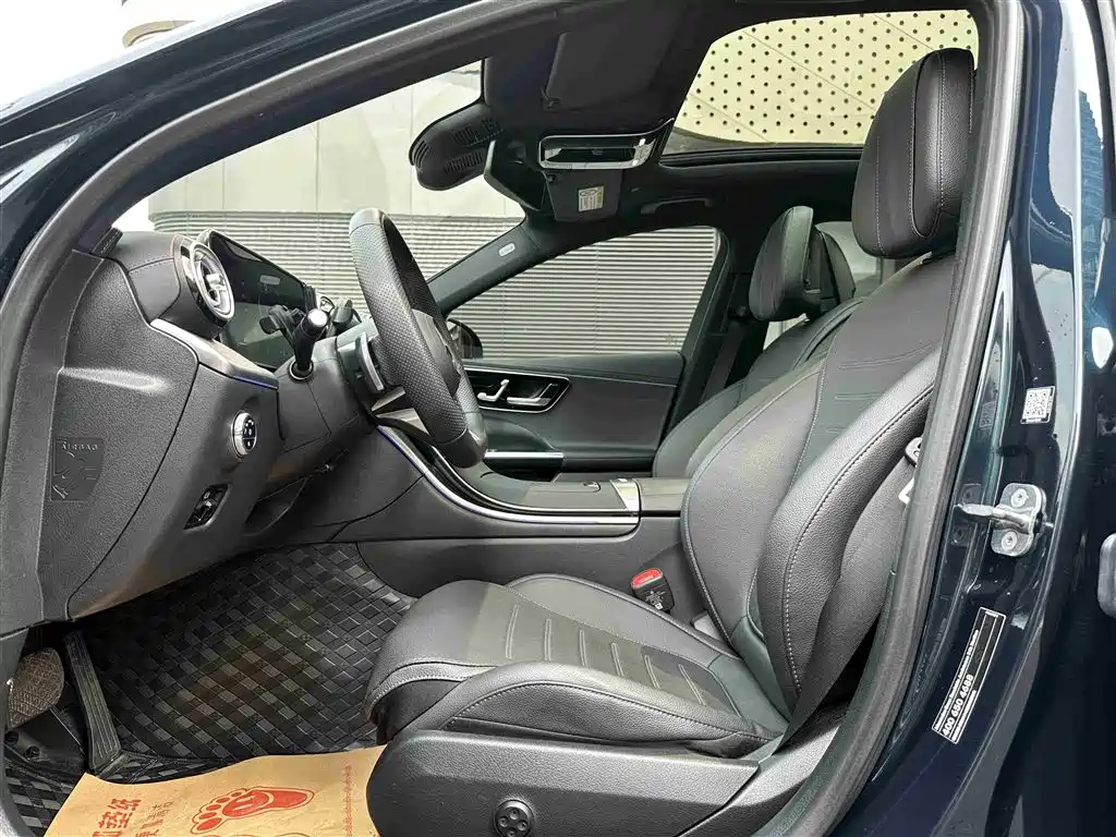 Mercedes-Benz C-Class 2024 C 260 L皓夜 Sport Edition