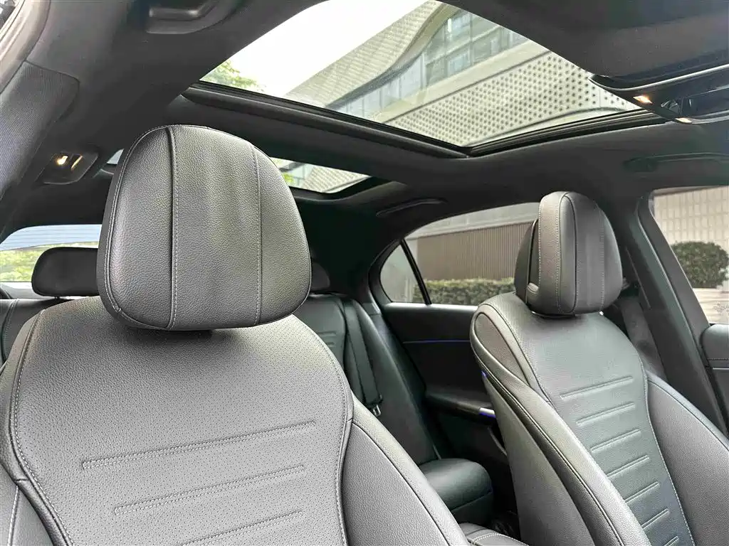 Mercedes-Benz C-Class 2024 C 260 L皓夜 Sport Edition