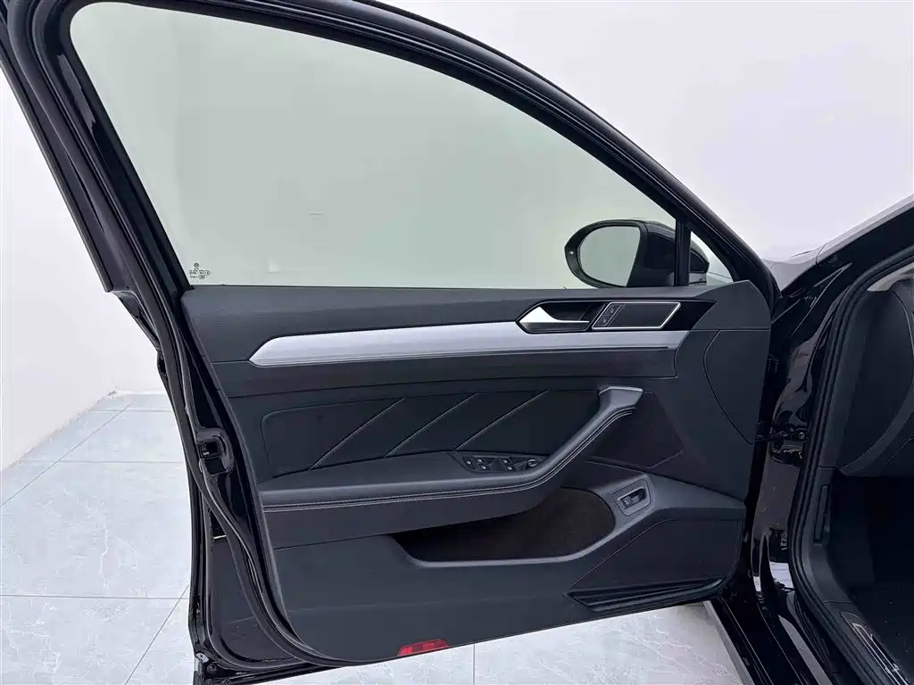 Magotan 2023 2 Million Edition 280TSI DSG Comfort