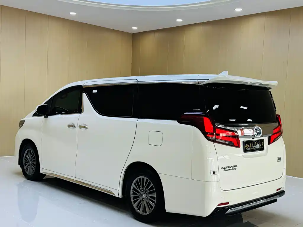 Alphard 2021 Hybrid 2.5L Premium Edition