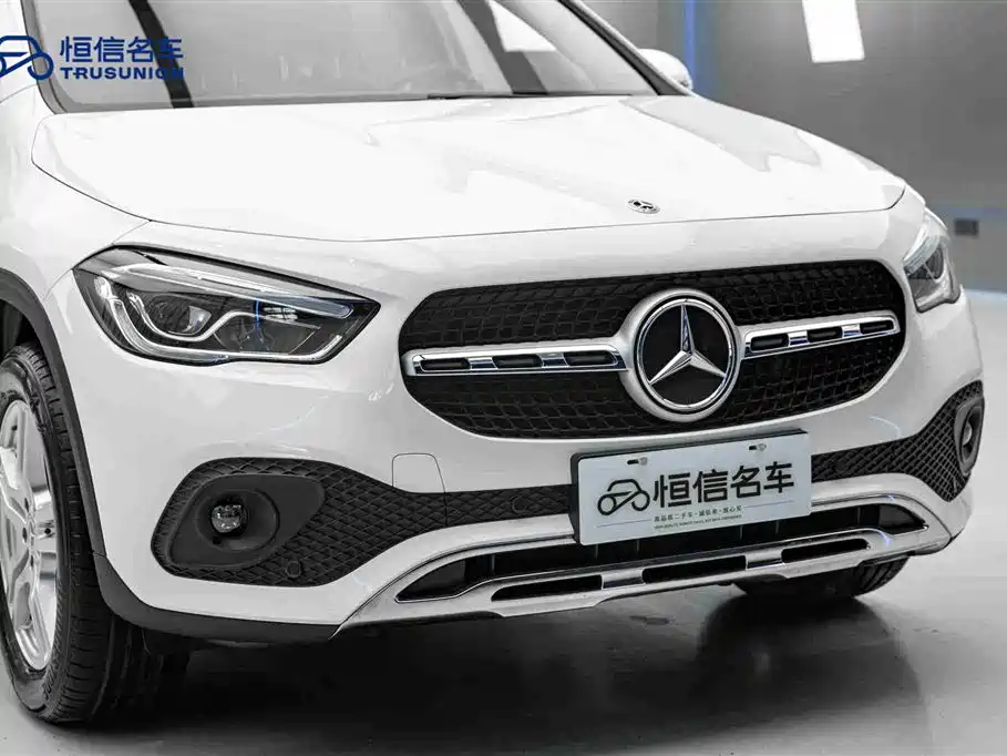 Mercedes-Benz GLA 200 2022