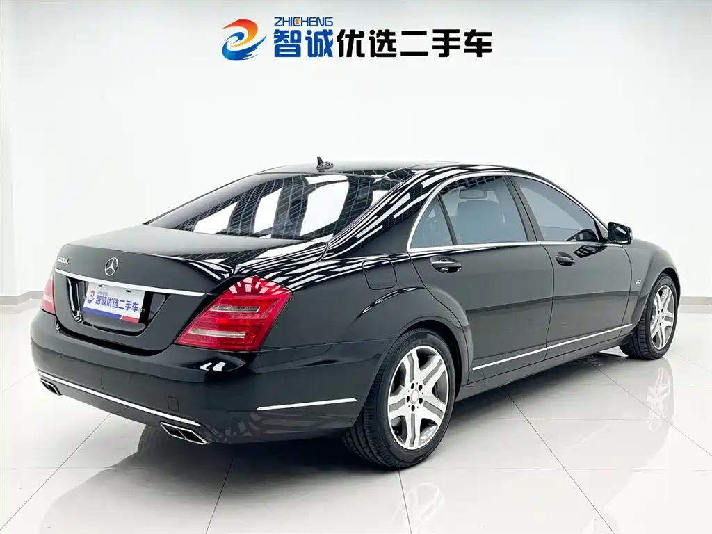 Mercedes-Benz S 600 L (2010)