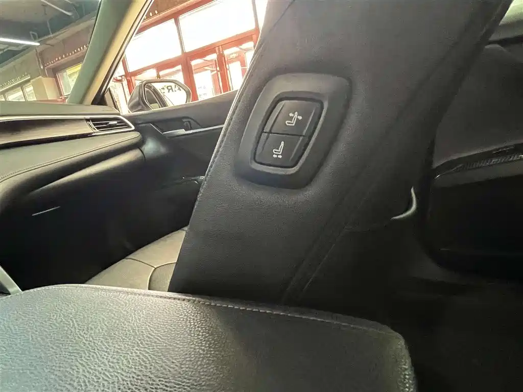 2021 Toyota Camry 2.0G Luxury Edition
