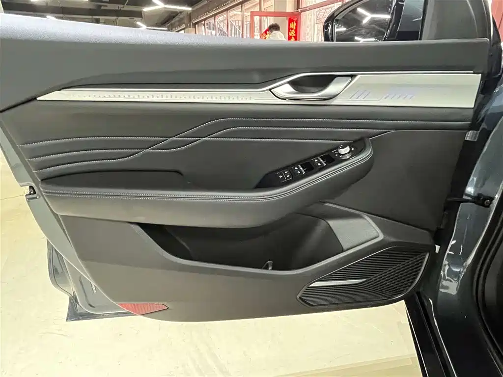 Geely Preface 2024 1.5TD Longteng Edition
