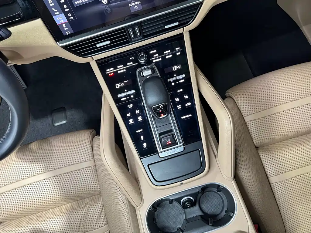 Porsche Cayenne 2019 Cayenne 3.0T
