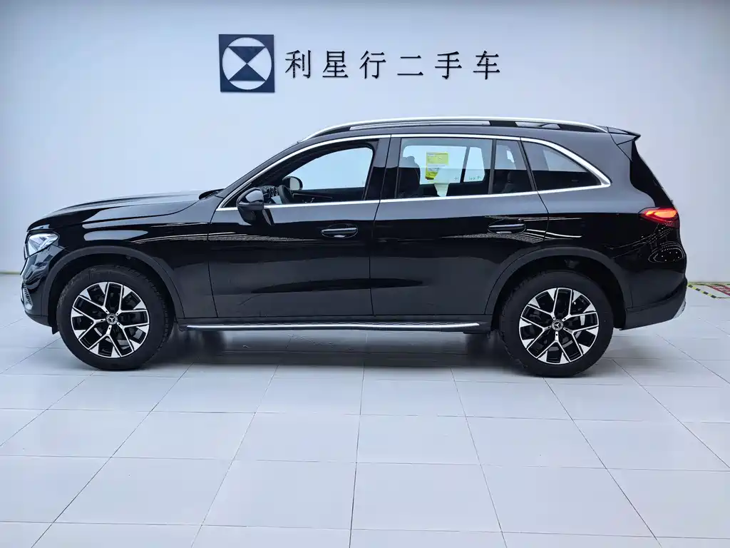 Mercedes-Benz GLC 260 L 4MATIC Dynamic 7-Seater 2024