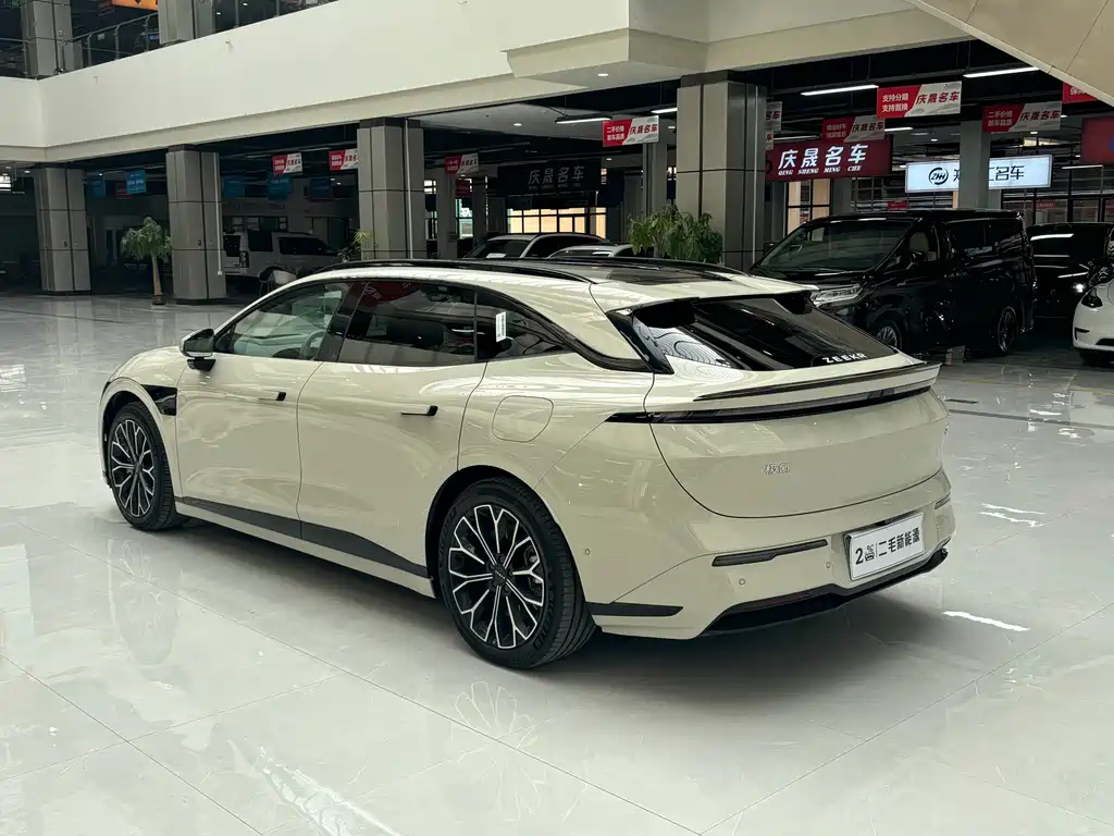 Zeekr 007GT 2025 RWD Intelligent Driving Edition 75kWh