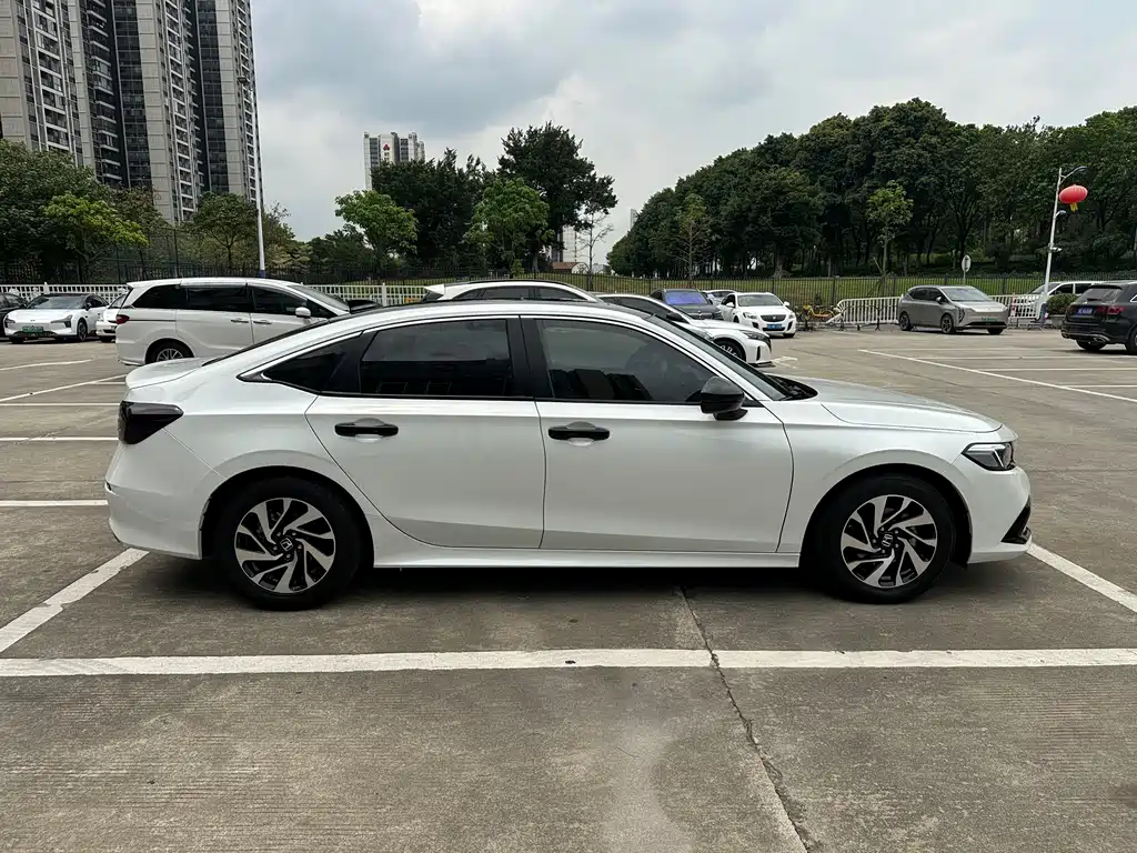 Civic 2023 240TURBO CVT Sport