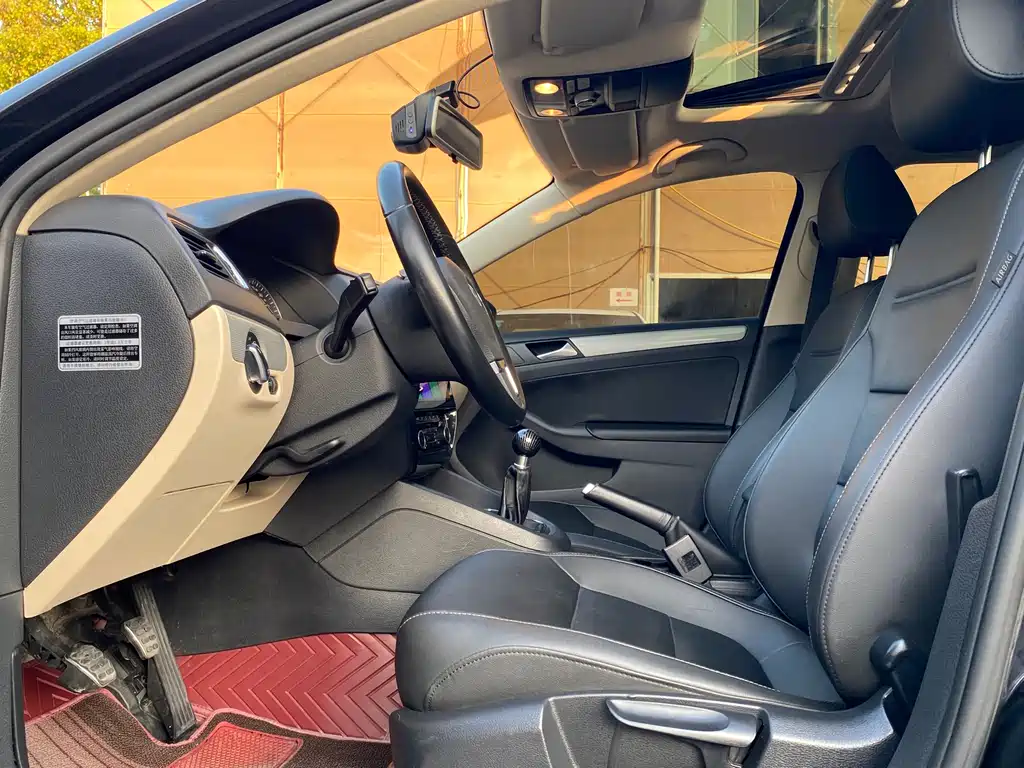 速腾 2012款 1.4TSI 手动豪华型