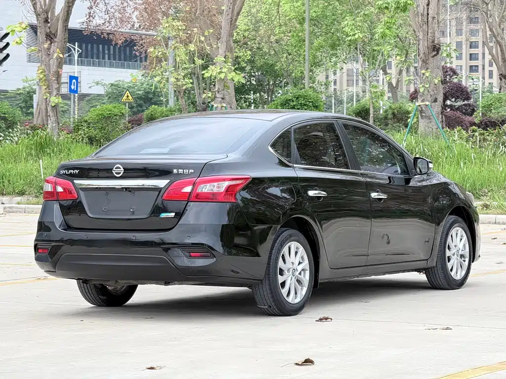 Nissan Sylphy 2016 1.6XV CVT Zhixiang Edition