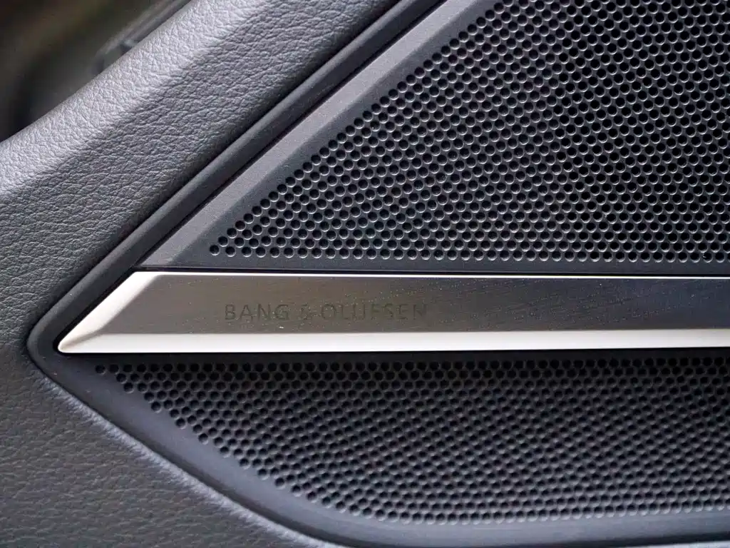 Audi A8L 2025 55 TFSI quattro Flagship