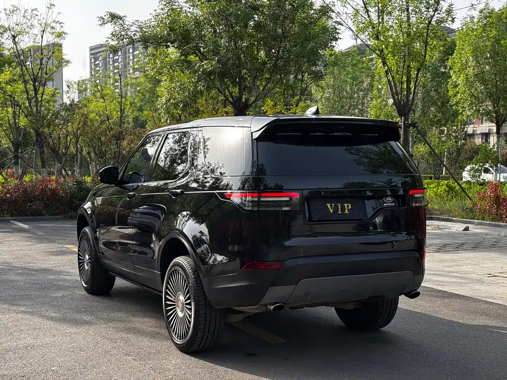 Land Rover Discovery 2018 3.0 SC V6 SE