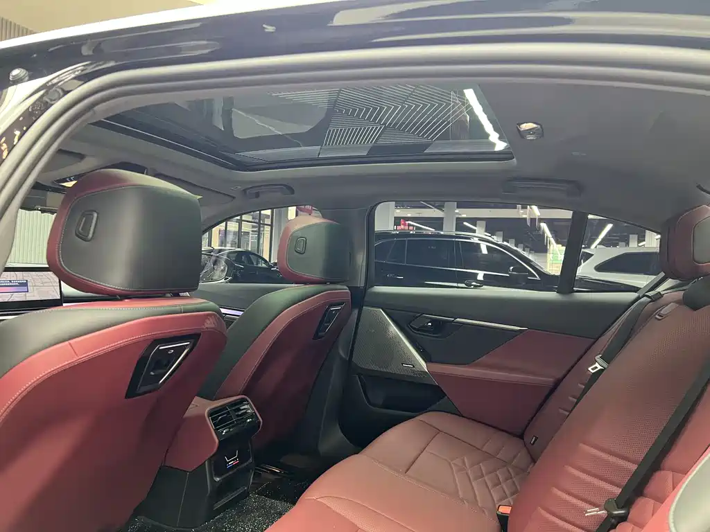 BMW i5 2025 eDrive 40L M Sport Package