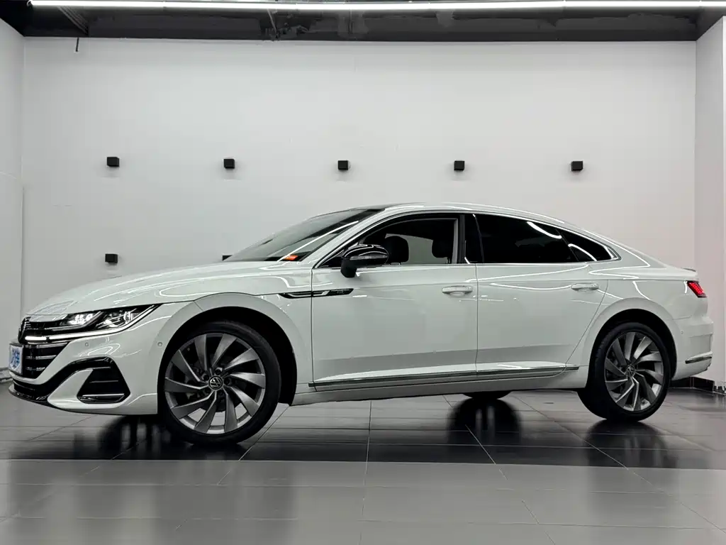 FAW-Volkswagen CC 2023 380TSI Dazzling Edition