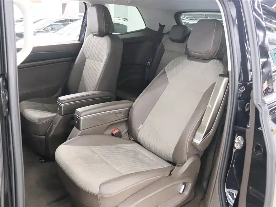 Volkswagen Viloran 2024 330TSI Business Edition
