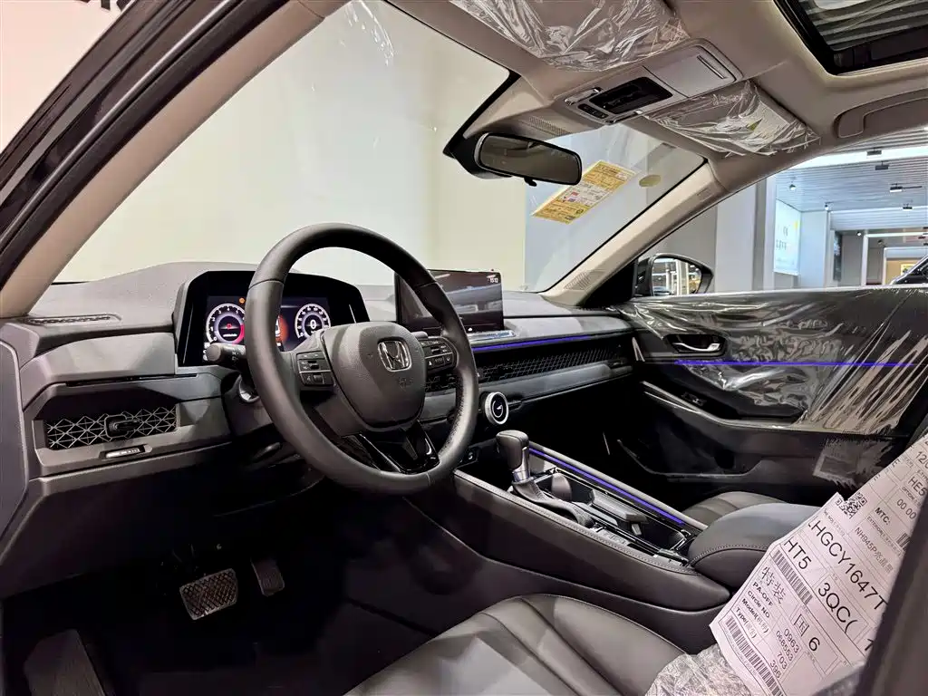 2025 Honda Accord Sport Series 260TURBO Luxury Edition