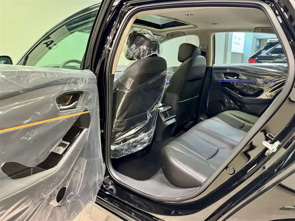 2025 Honda Accord Sport Series 260TURBO Luxury Edition