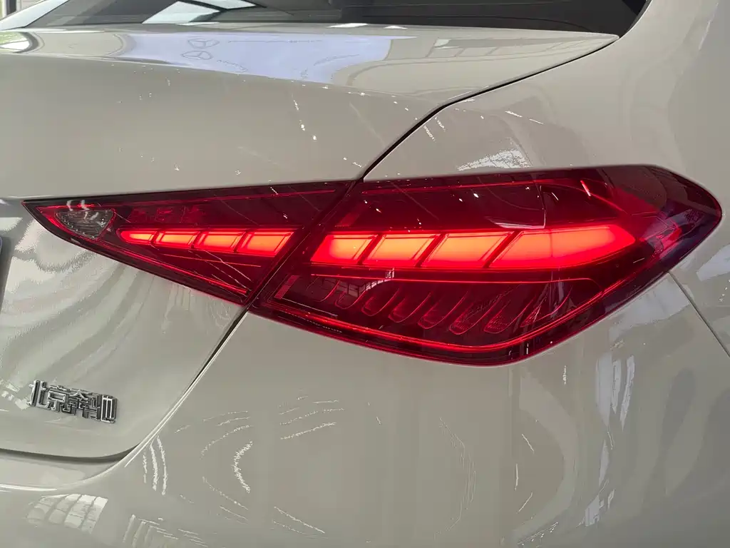 Mercedes-Benz C-Class 2022 C 260 L皓夜 Sport Edition