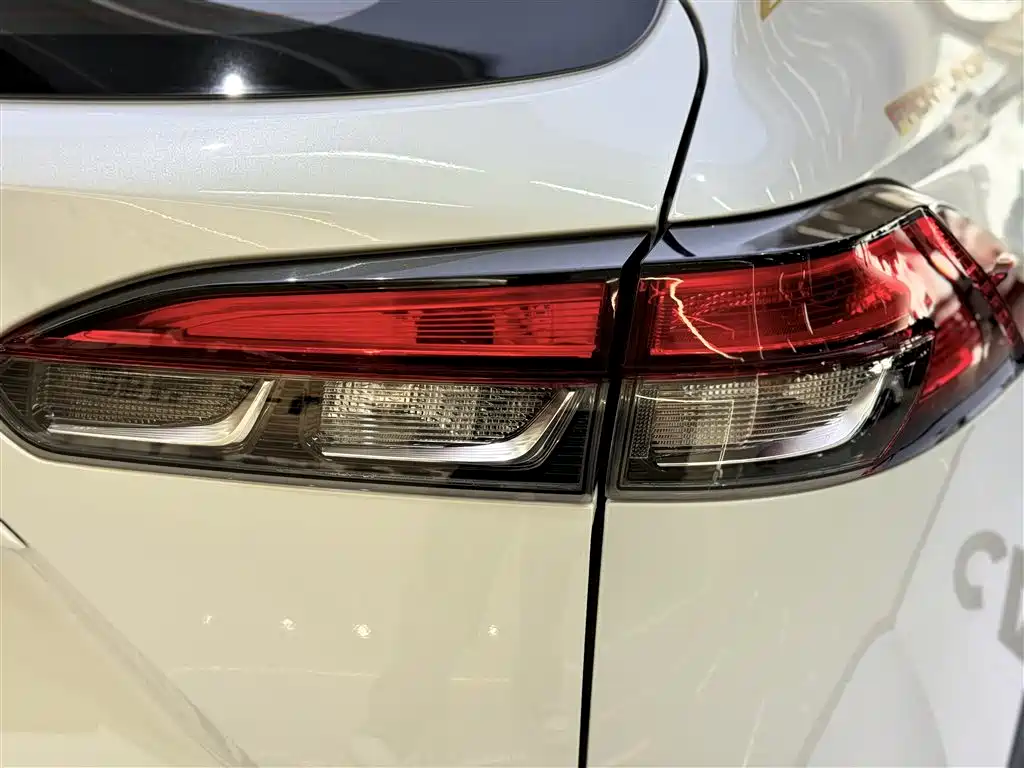 Frontlander 2022 2.0L CVT Luxury PLUS Edition