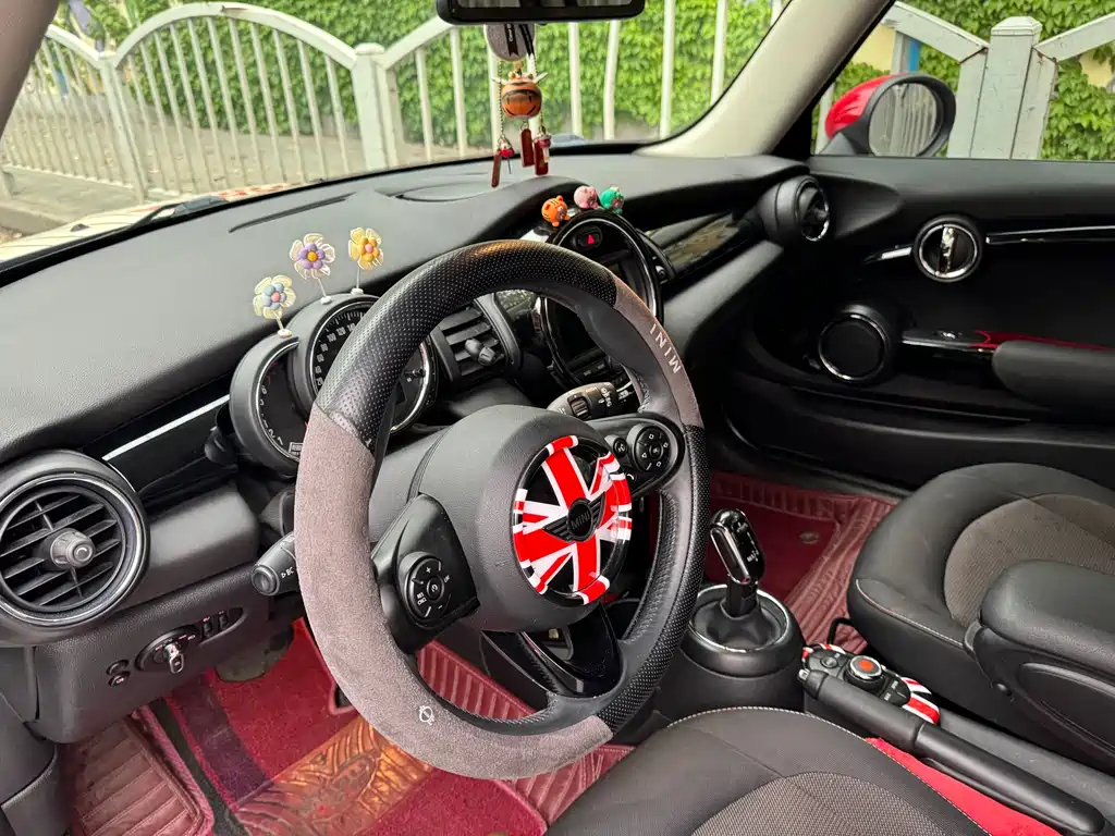 MINI 2018 1.5T ONE PLUS