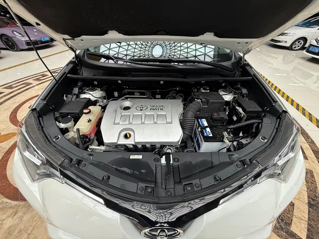 RAV4 2016 2.0L CVT 2WD Zhishang Edition China V