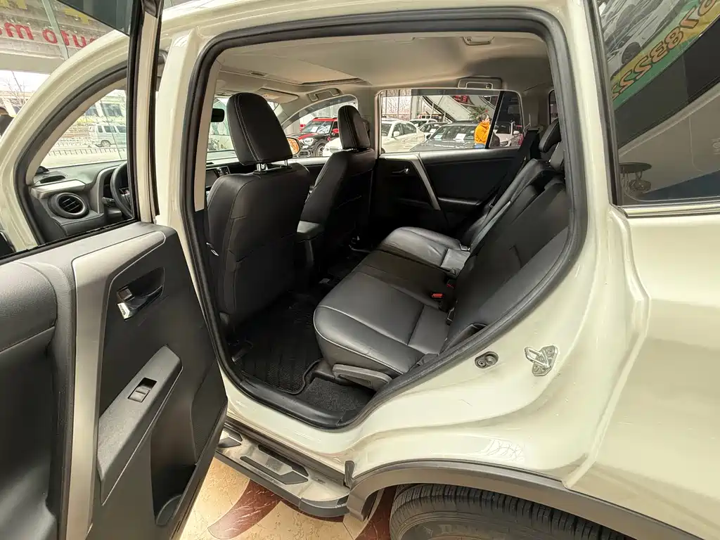 RAV4 2016 2.0L CVT 2WD Zhishang Edition China V