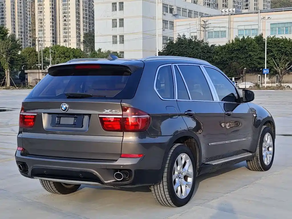 BMW X5 (Import) 2011 US Spec