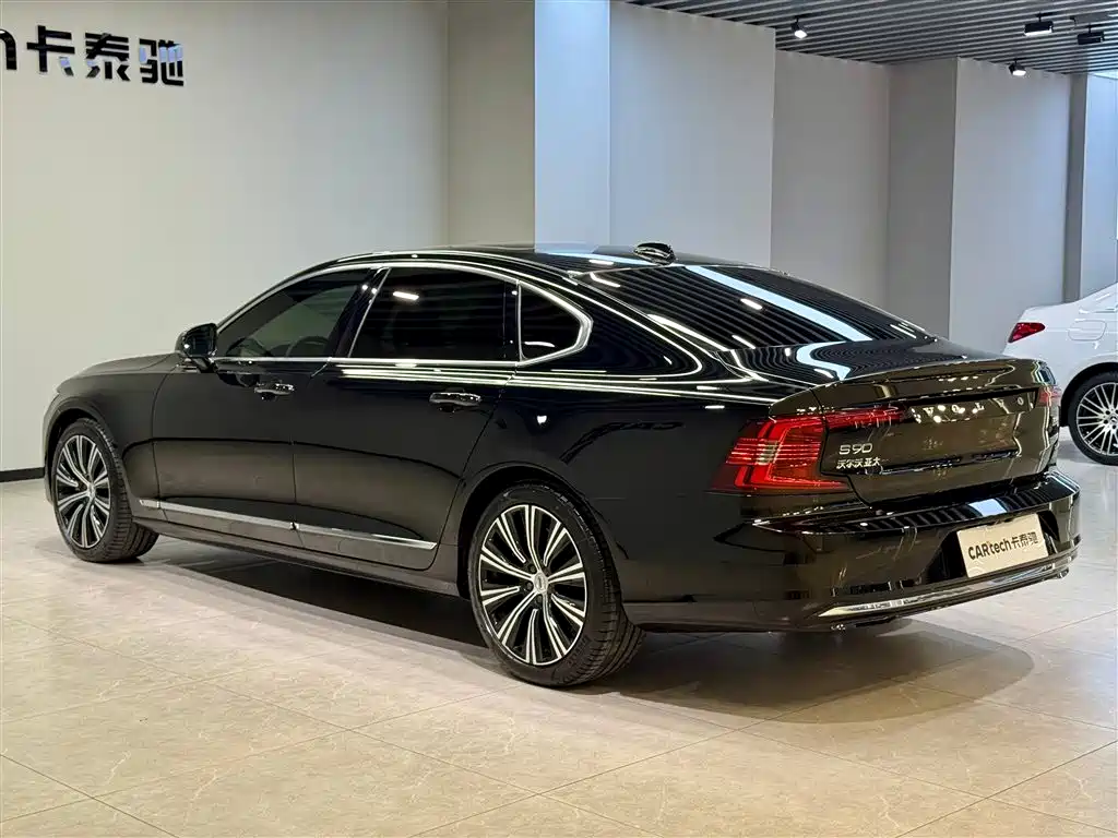 Volvo S90 2024 B5 Inscription