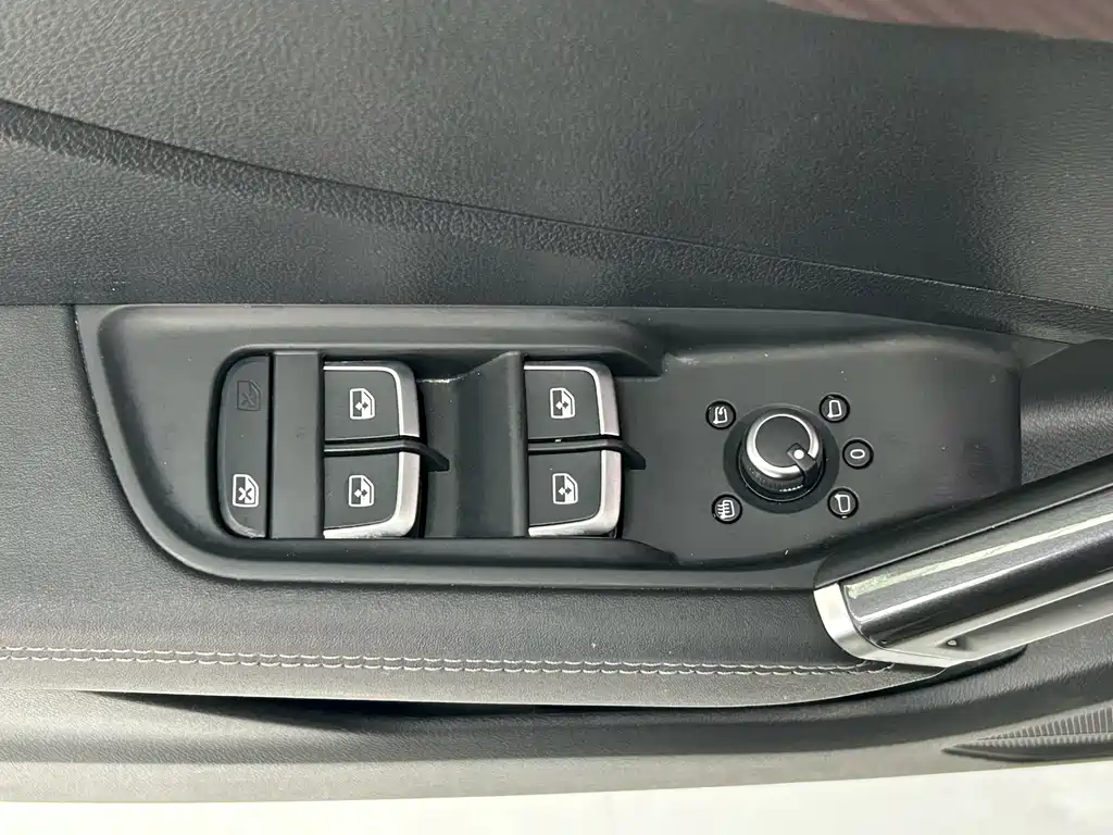 Audi Q2L 2024 35 TFSI Entry Dynamic - фото 12