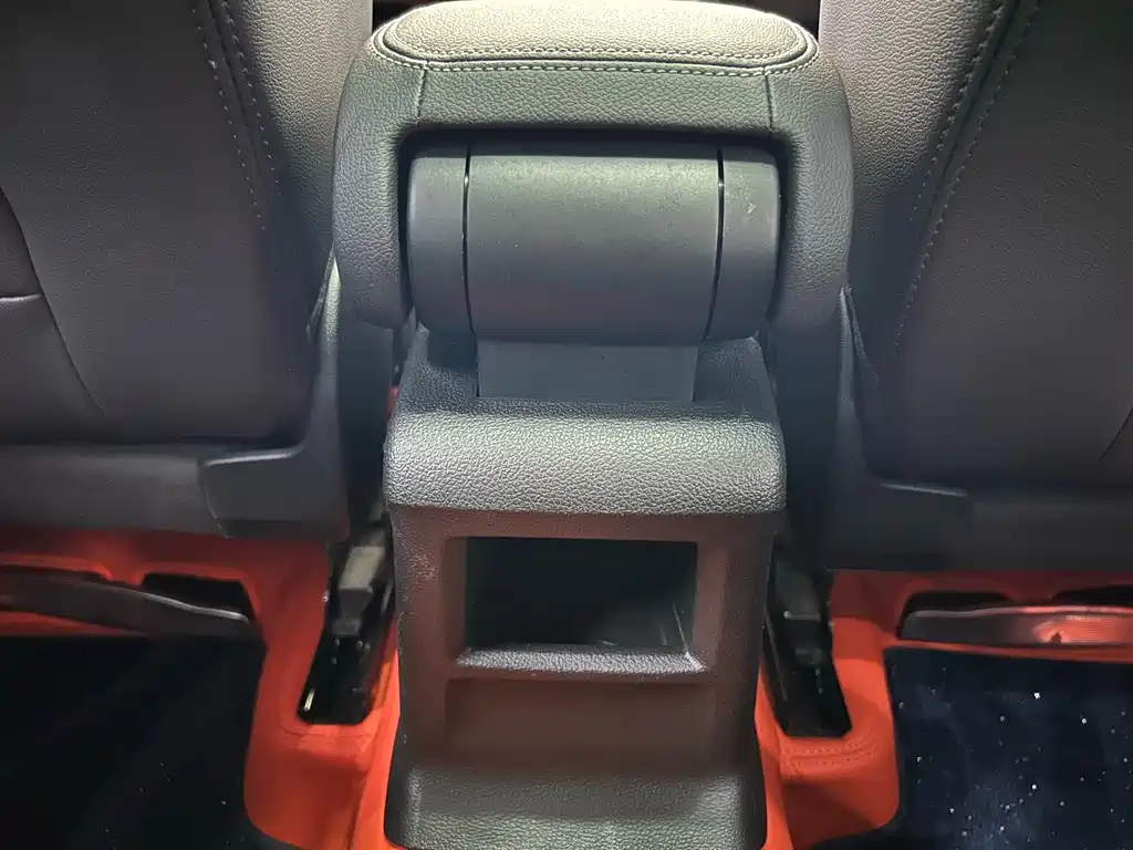 Audi Q2L 2024 35 TFSI Entry Dynamic - фото 18