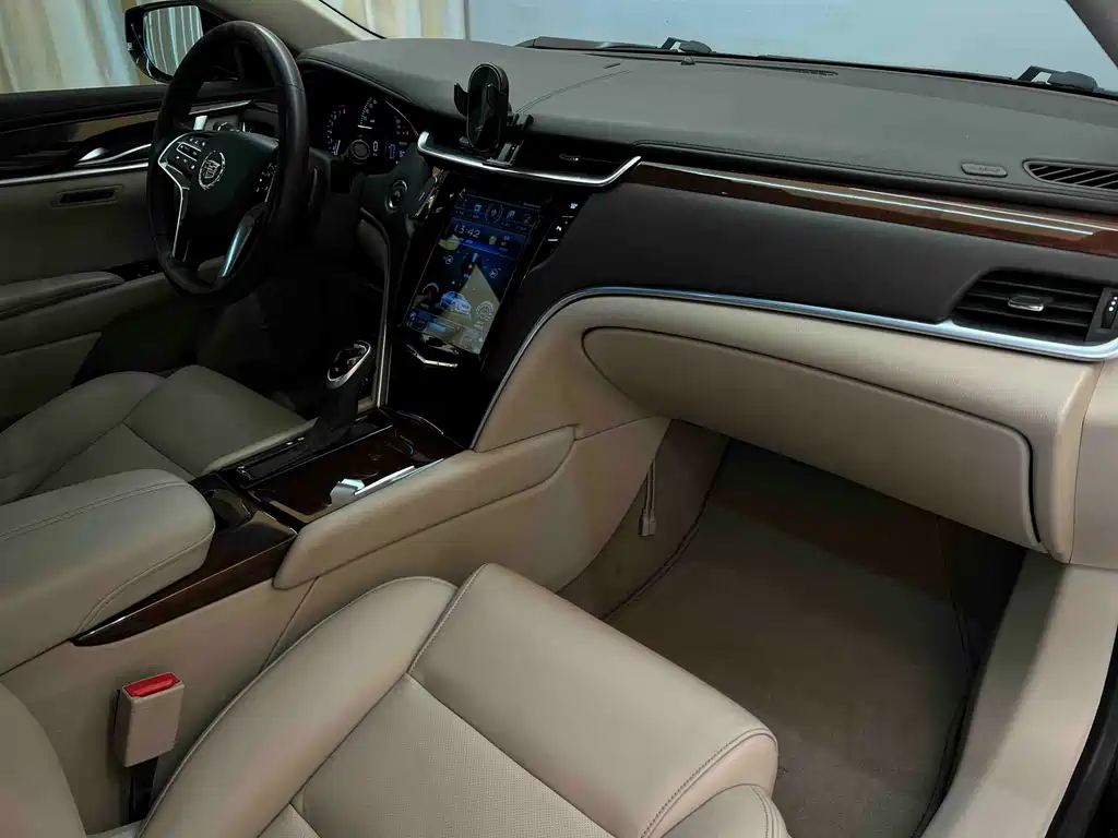 Cadillac XTS 2015 28T Luxury