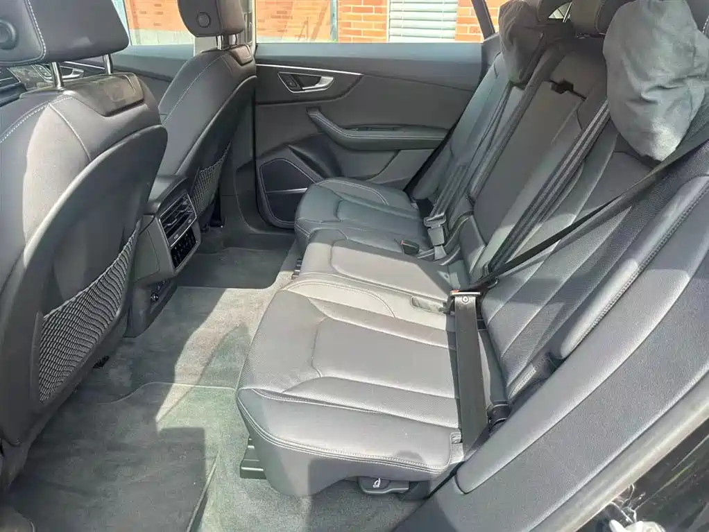 Audi Q8 2024 55 TFSI Luxury Dynamic
