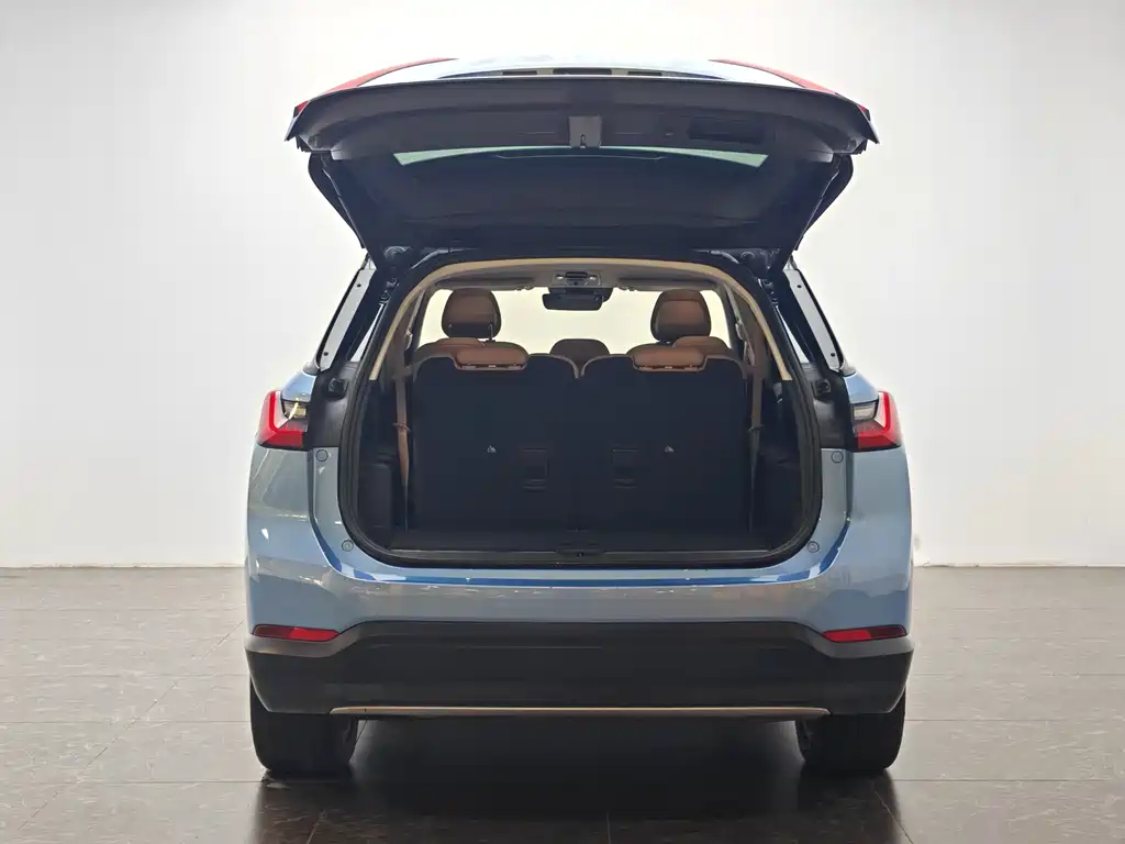 NIO ES8 2018 355km Base Edition 7-Seater
