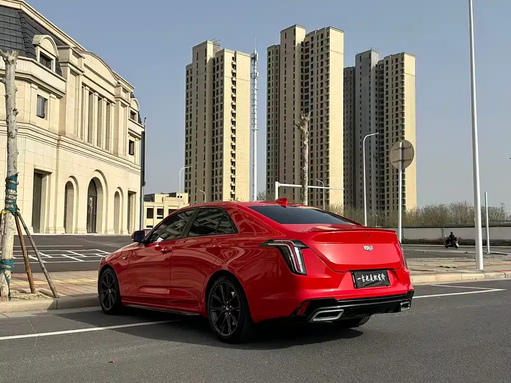 Cadillac CT4 2023 28T Premium