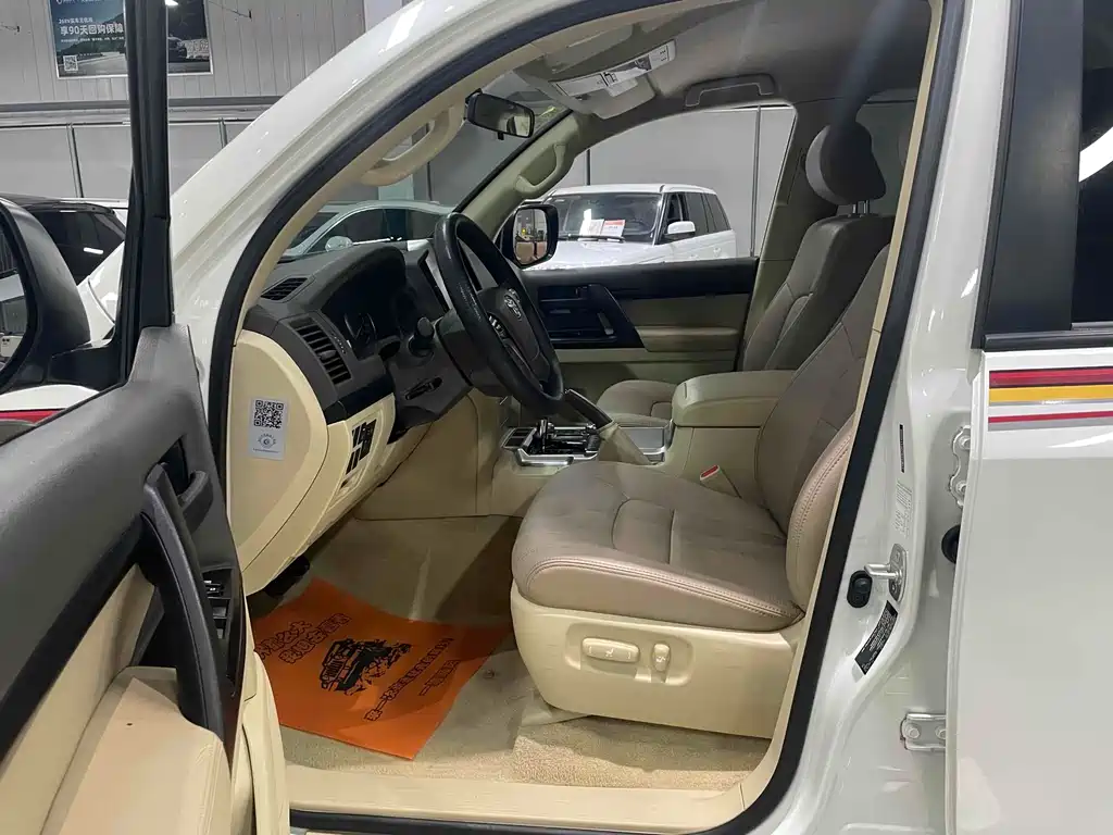 Toyota Land Cruiser 2016 4.0L Middle East Edition