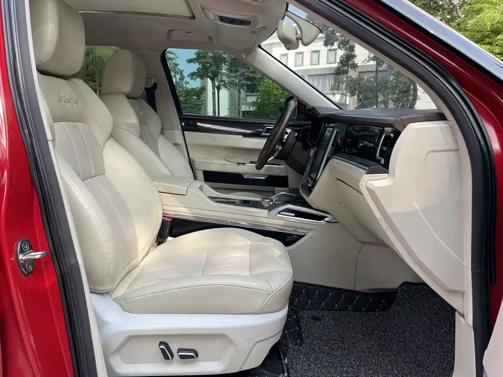 Zotye T700 2017 1.8T DCT Premium Edition