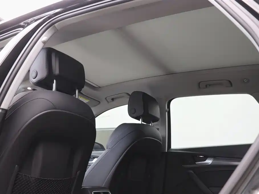 Audi Q5L 2022 40T Luxury Dynamic Edition