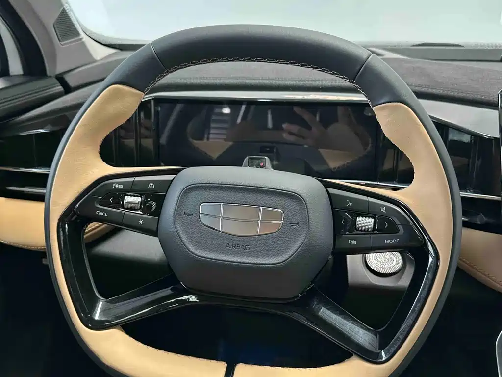 Geely Boyue L 2023 2.0TD DCT Flagship