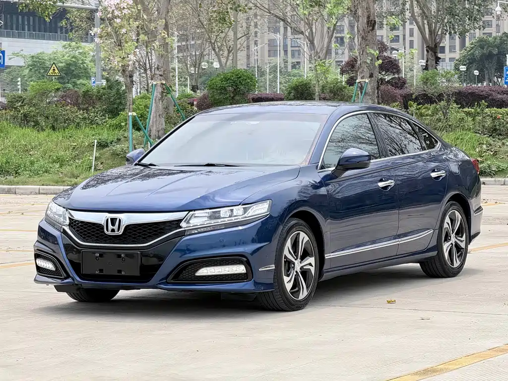 Spirior 2015 2.4L Noble Edition