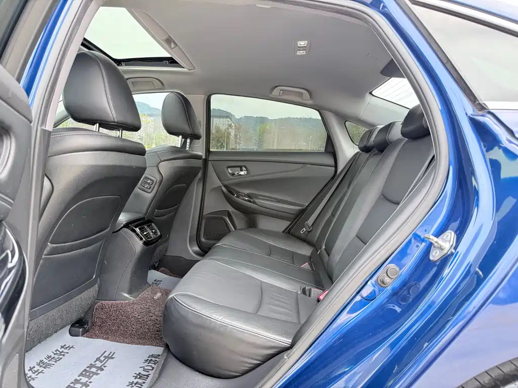 Spirior 2015 2.4L Noble Edition