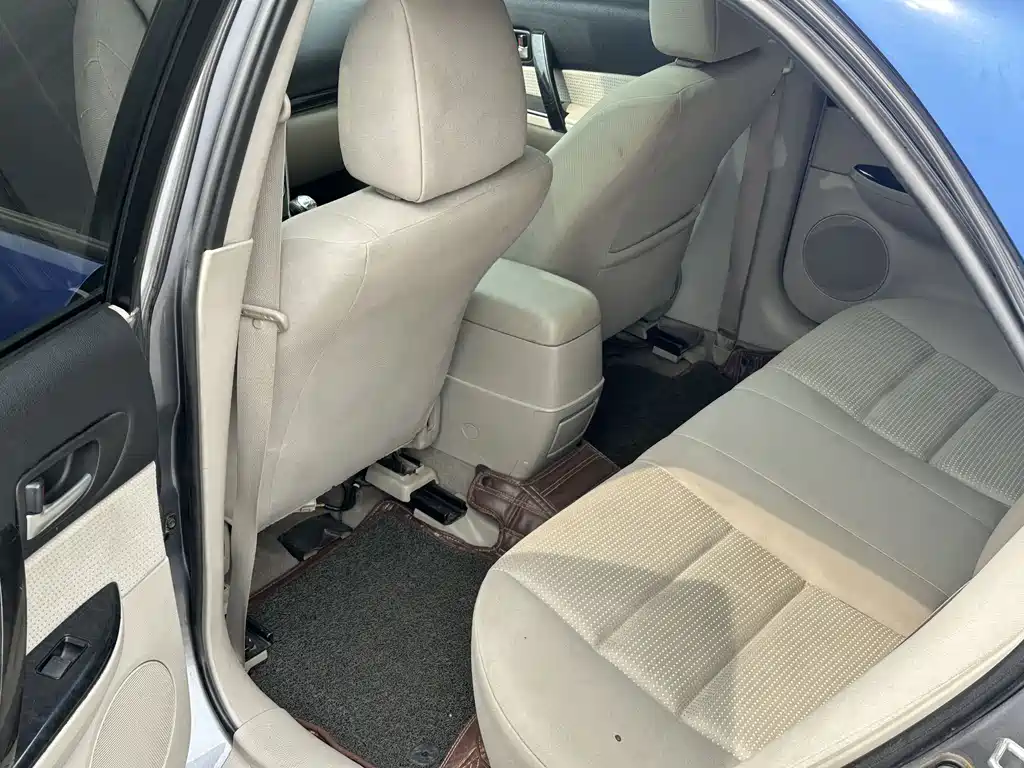 Mazda 6 2006 2.0L Manual
