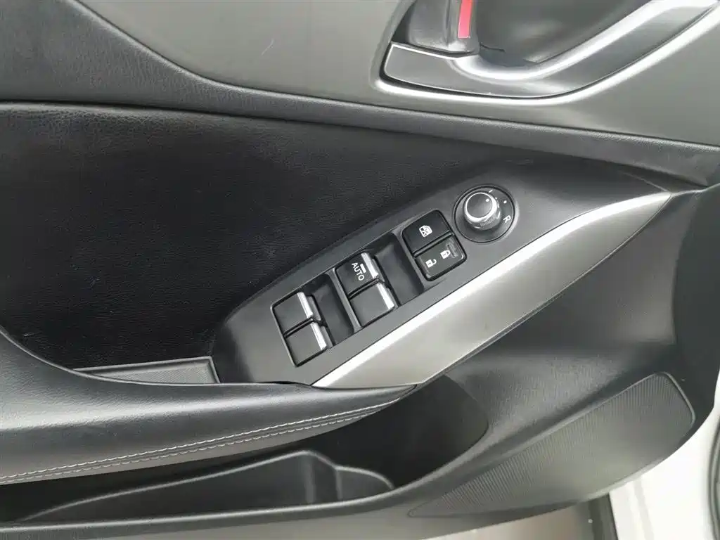 Mazda CX-4 2018 2.0L Auto FWD Blue Sky Exploration Edition China V