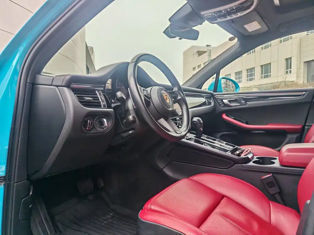 2022 Porsche Macan S 2.9T