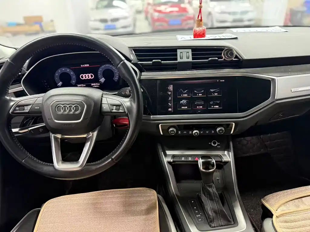 Audi Q3 2020 35 TFSI Progressive Dynamic