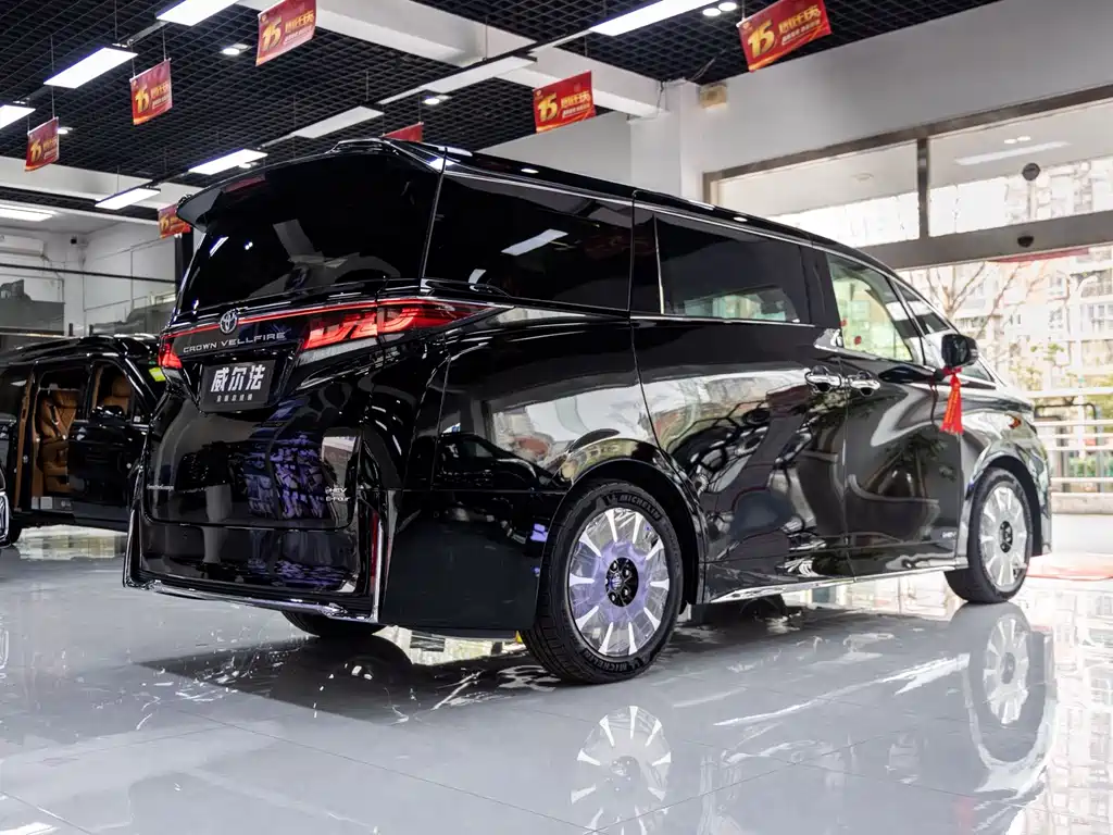 Toyota Vellfire 2024 Crown Hybrid 2.5L Supreme Edition