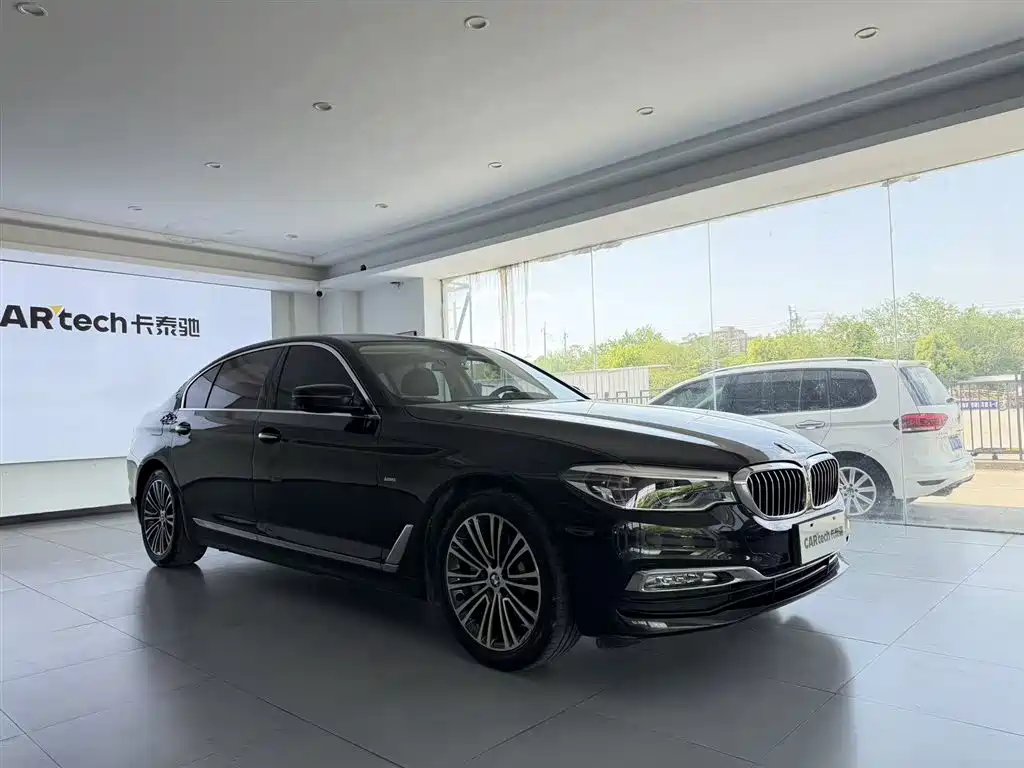 BMW 5 Series 2018 530Li Exclusive Edition Luxury Package
