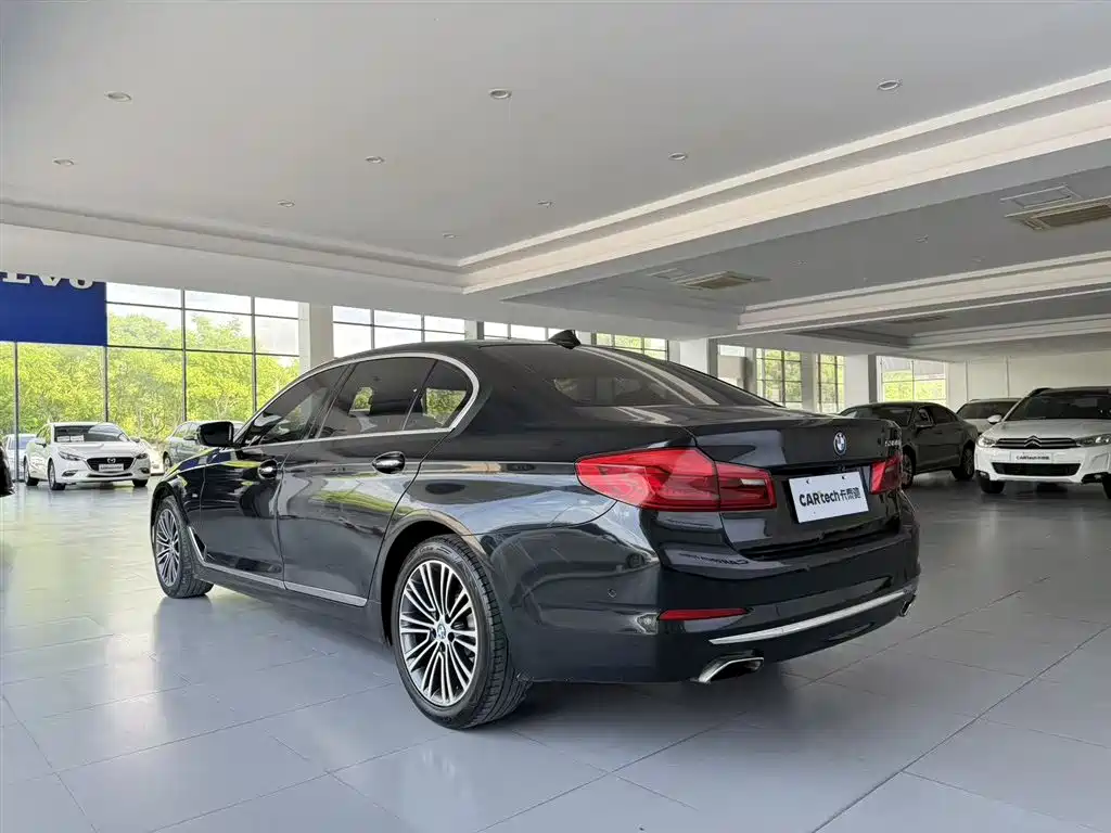 BMW 5 Series 2018 530Li Exclusive Edition Luxury Package